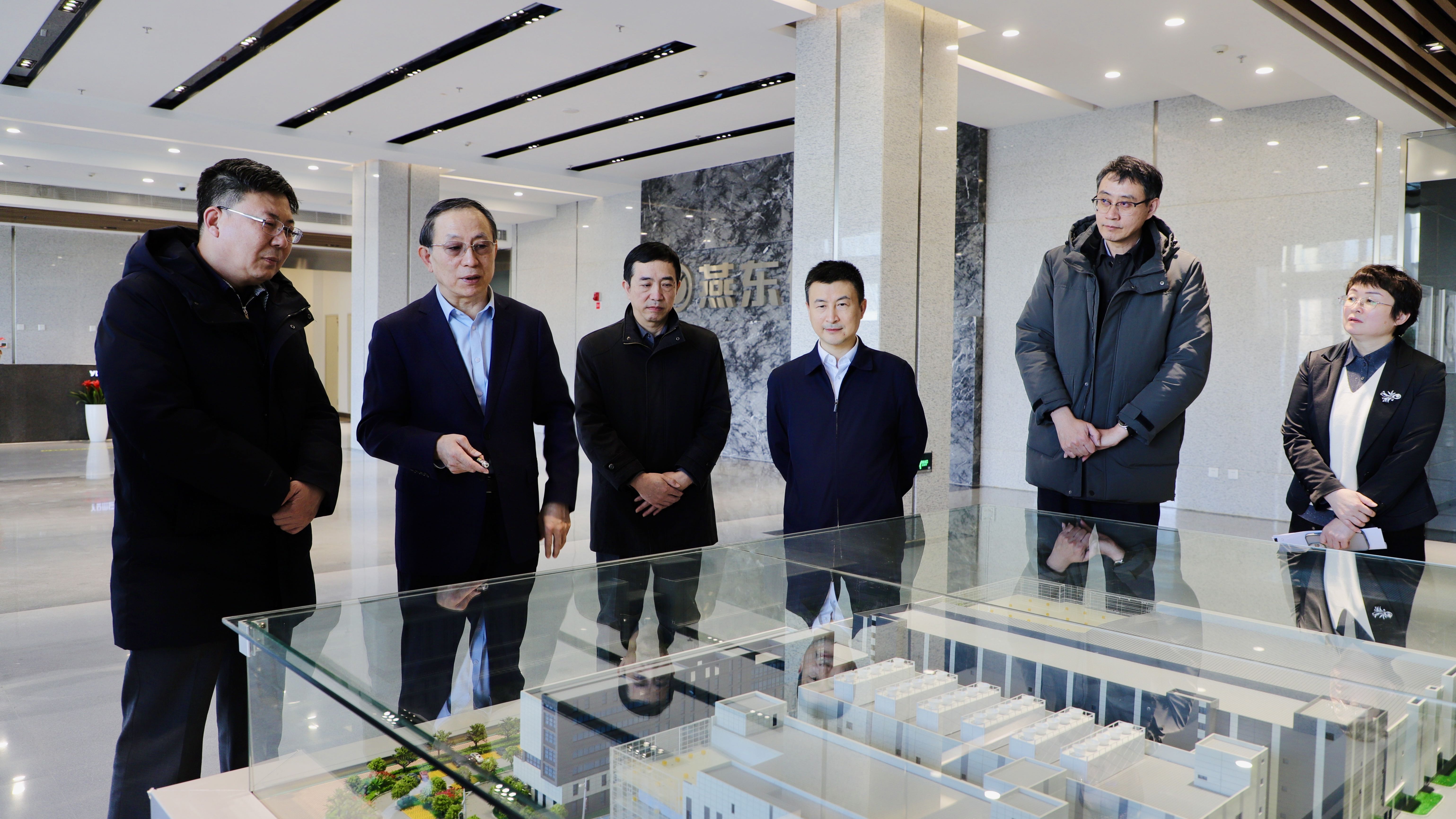 共建产教育人新模式，持续塑造发展新动能 ——北京市教委领导到今年会jinnianhui微调研指导校企合作工作